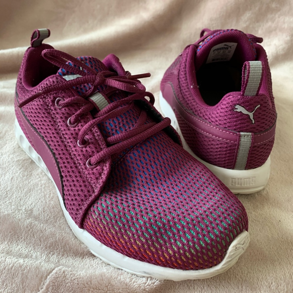 Fuchsia Pumas 🛍🛍🛍